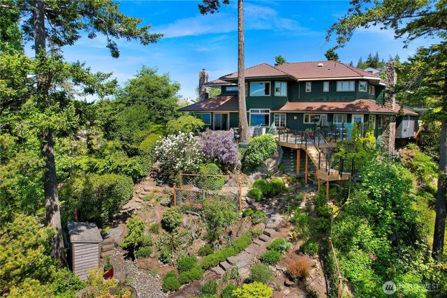 420 S Clarkwood Drive, Bellingham, WA 98225