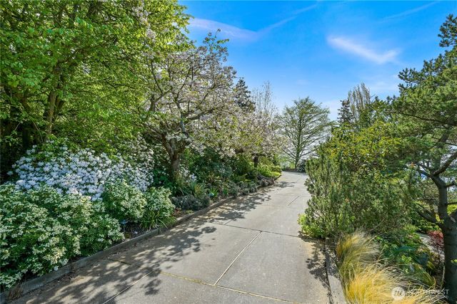 420 S Clarkwood Drive, Bellingham, WA 98225