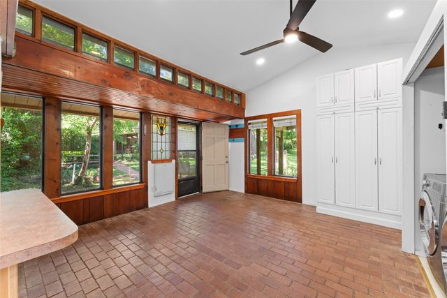 1227 N Irving Heights Drive, Irving, TX 75061