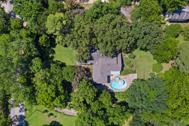 1227 N Irving Heights Drive, Irving, TX 75061