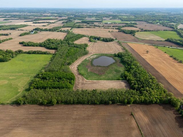 6050 County Road M, Fitchburg, WI 53575