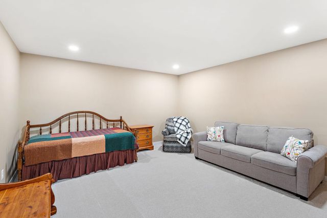 10961 38th Court N, Lake Elmo, MN 55042