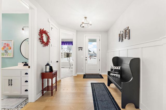 10961 38th Court N, Lake Elmo, MN 55042