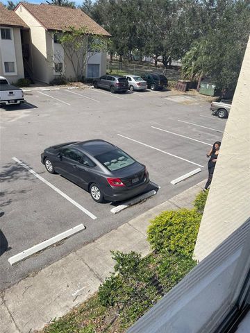 2725 HIDDEN LAKE BOULEVARD C, Sarasota, FL 34237