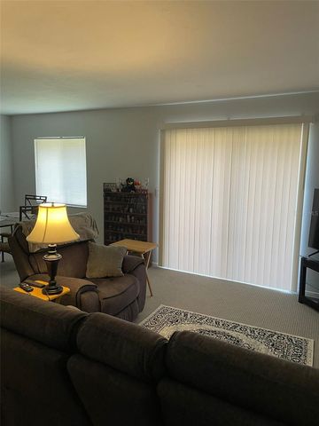 2725 HIDDEN LAKE BOULEVARD C, Sarasota, FL 34237