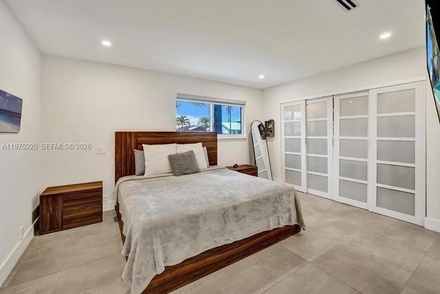 4660 SW 37th Ave, Dania Beach, FL 33312