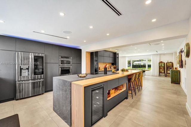 4660 SW 37th Ave, Dania Beach, FL 33312