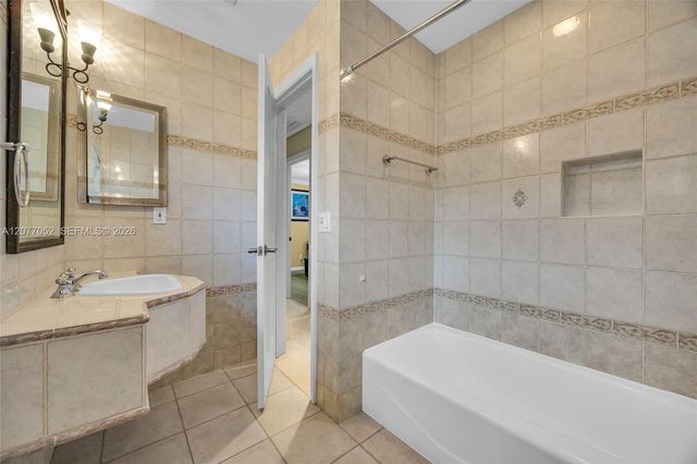 2523 SE 13th Street, Pompano Beach, FL 33062