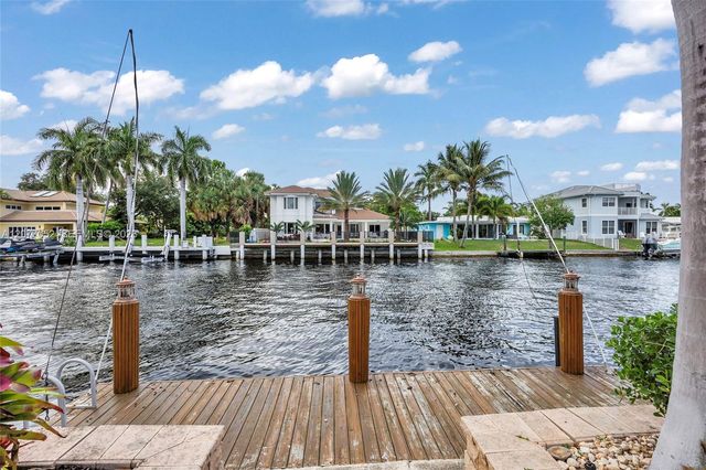 2523 SE 13th Street, Pompano Beach, FL 33062