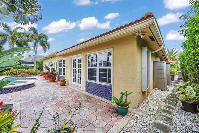 2523 SE 13th Street, Pompano Beach, FL 33062