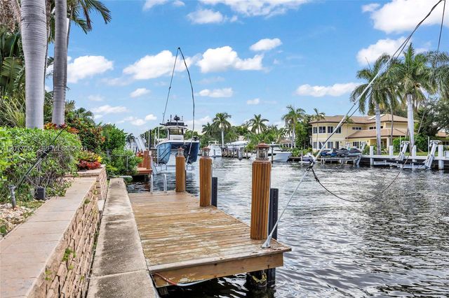 2523 SE 13th Street, Pompano Beach, FL 33062