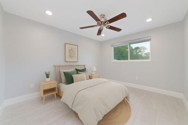 5006 Lymbar Drive, Houston, TX 77096