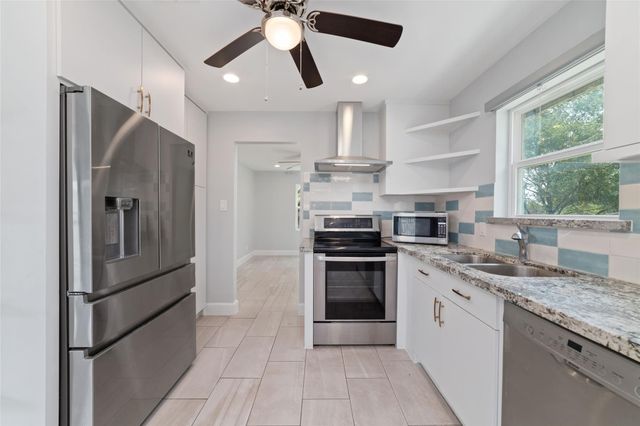 5006 Lymbar Drive, Houston, TX 77096