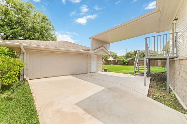 5006 Lymbar Drive, Houston, TX 77096