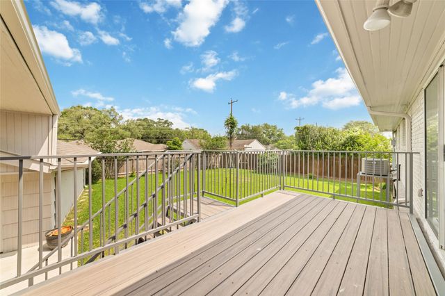 5006 Lymbar Drive, Houston, TX 77096