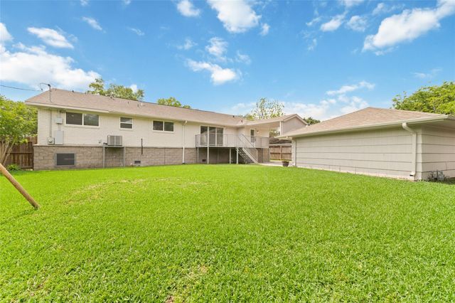 5006 Lymbar Drive, Houston, TX 77096