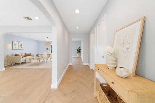 5006 Lymbar Drive, Houston, TX 77096