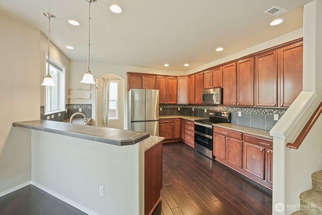34004 12th Place SW, Federal Way, WA 98023