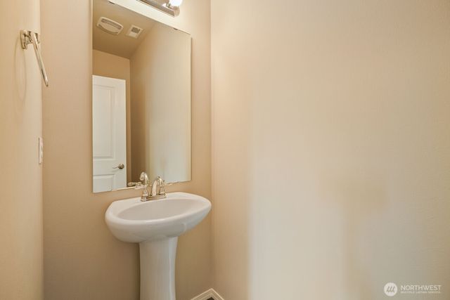 34004 12th Place SW, Federal Way, WA 98023