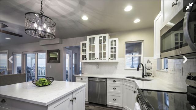 458 W BUTTERCUP LN, Garden City, UT 84028