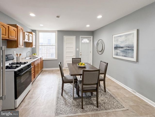 2934 MCELDERRY ST, Baltimore, MD 21205