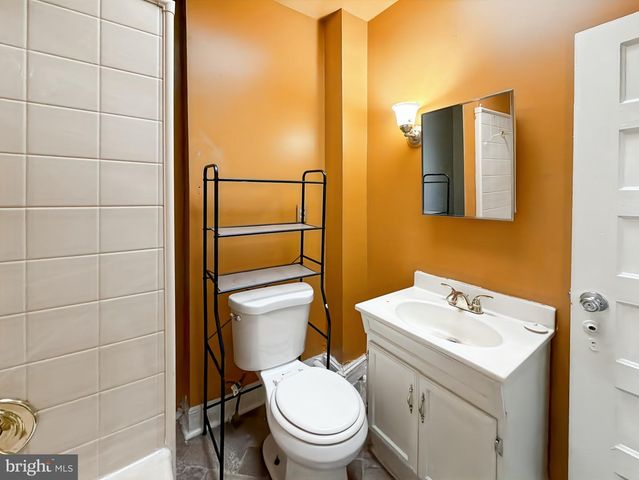 2934 MCELDERRY ST, Baltimore, MD 21205
