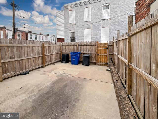 2934 MCELDERRY ST, Baltimore, MD 21205