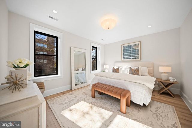 1863 NEWTON ST NW, Washington, DC 20010