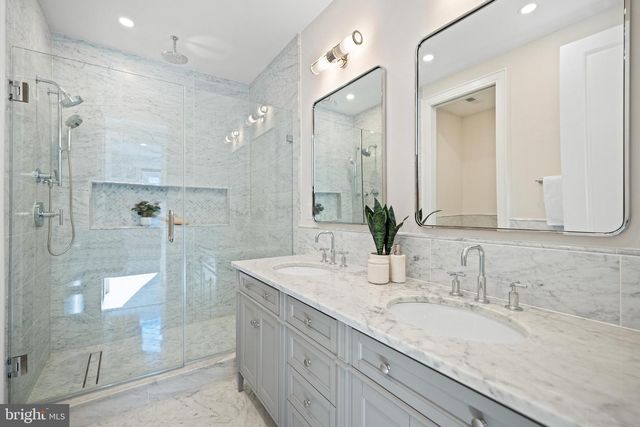 1863 NEWTON ST NW, Washington, DC 20010