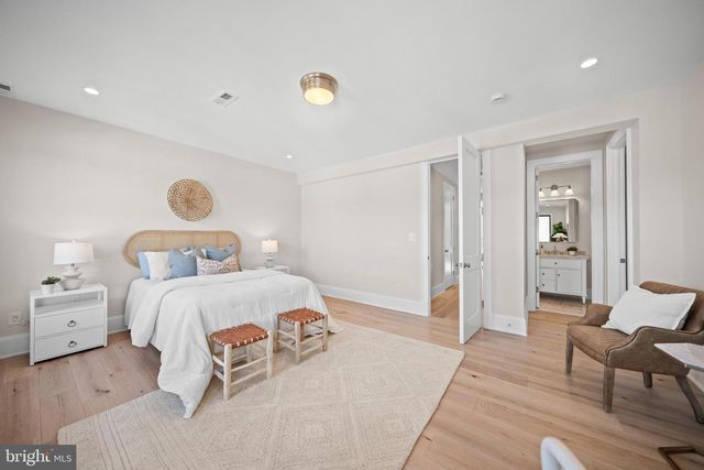 1863 NEWTON ST NW, Washington, DC 20010