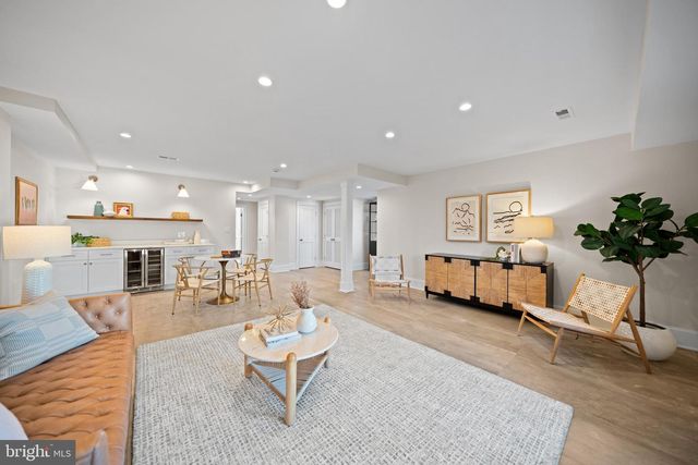 1863 NEWTON ST NW, Washington, DC 20010