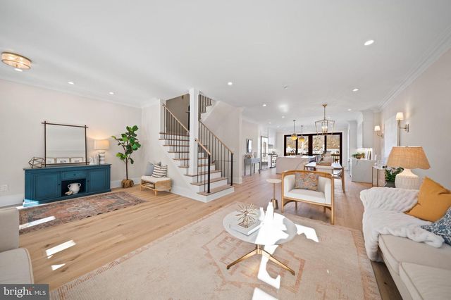 1863 NEWTON ST NW, Washington, DC 20010