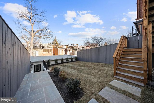 1863 NEWTON ST NW, Washington, DC 20010