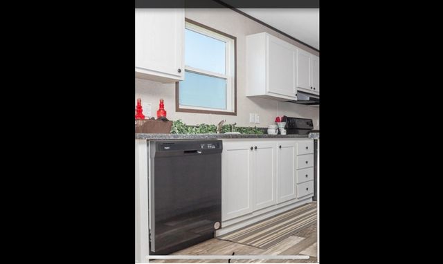 145 Minnow Dr., Pawleys Island, SC 29585