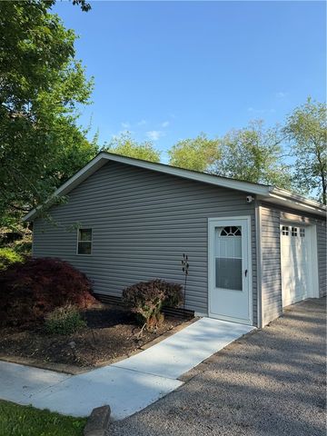 120 Orange ALLEY, Adams Twp, PA 16046