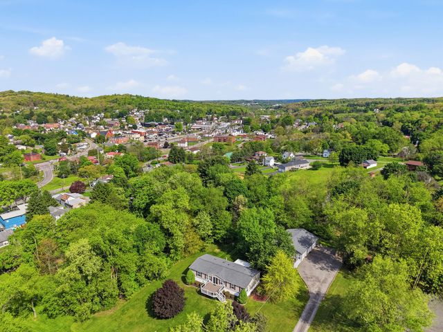 120 Orange ALLEY, Adams Twp, PA 16046