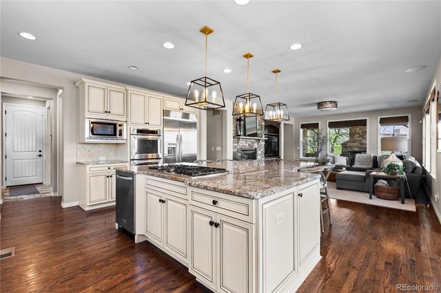 201 Maplehurst Point, Highlands Ranch, CO 80126