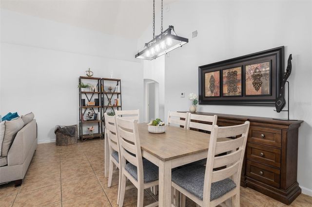 2752 WILSHIRE ROAD, Clermont, FL 34714