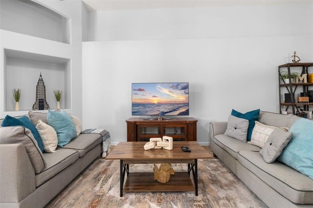 2752 WILSHIRE ROAD, Clermont, FL 34714