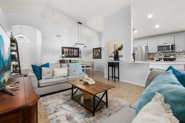 2752 WILSHIRE ROAD, Clermont, FL 34714