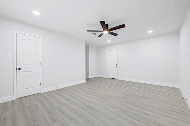 10019 Braes Forest Drive, Houston, TX 77071