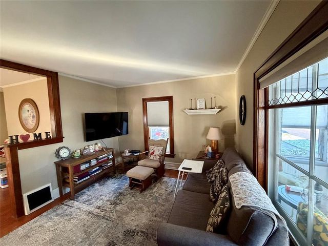 209 E River Street, Chippewa Falls, WI 54729