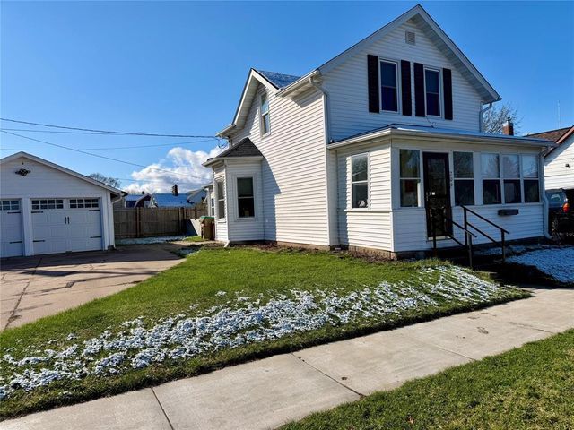 209 E River Street, Chippewa Falls, WI 54729