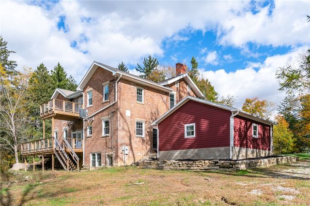 733 State Route 380, Xenia, OH 45385