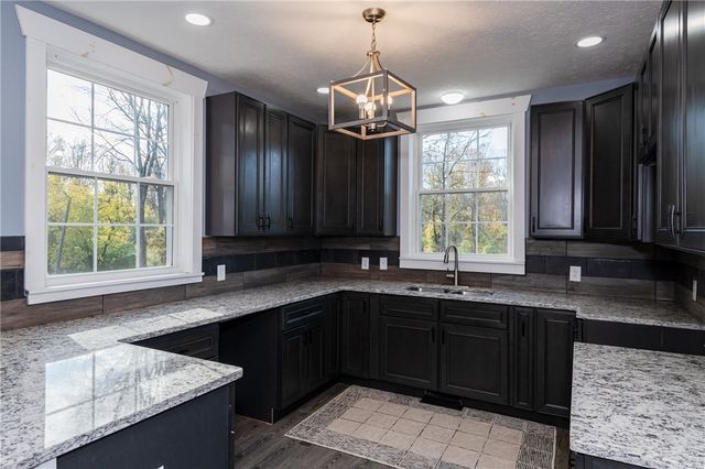 733 State Route 380, Xenia, OH 45385