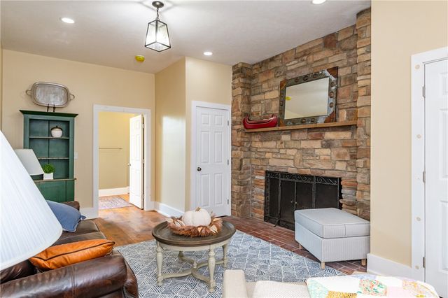 733 State Route 380, Xenia, OH 45385