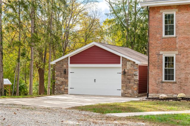 733 State Route 380, Xenia, OH 45385