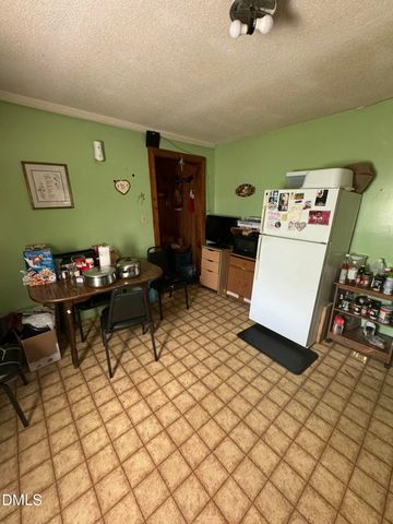 201 W Granville Street, Dunn, NC 28334