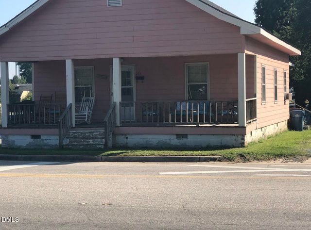 201 W Granville Street, Dunn, NC 28334