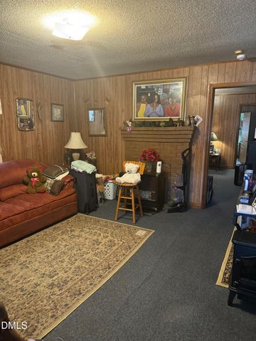 201 W Granville Street, Dunn, NC 28334
